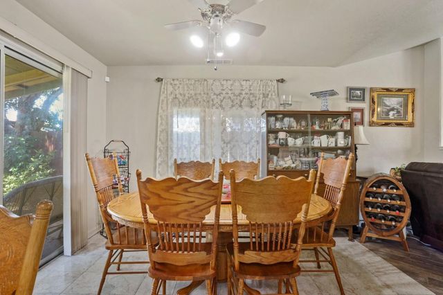 460 Senorita Ct, Oakdale, CA 95361