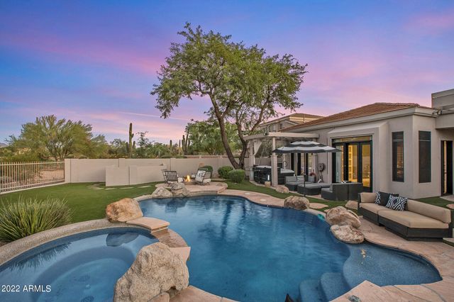 5222 E HASHKNIFE Road, Phoenix, AZ 85054