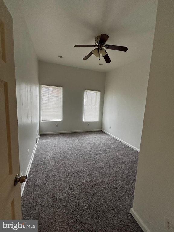 Image 19 of property listing at 1307 W OSTEND ST, Baltimore, MD 21223