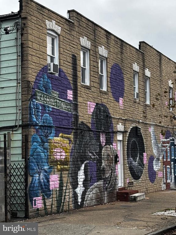 Image 30 of property listing at 1307 W OSTEND ST, Baltimore, MD 21223