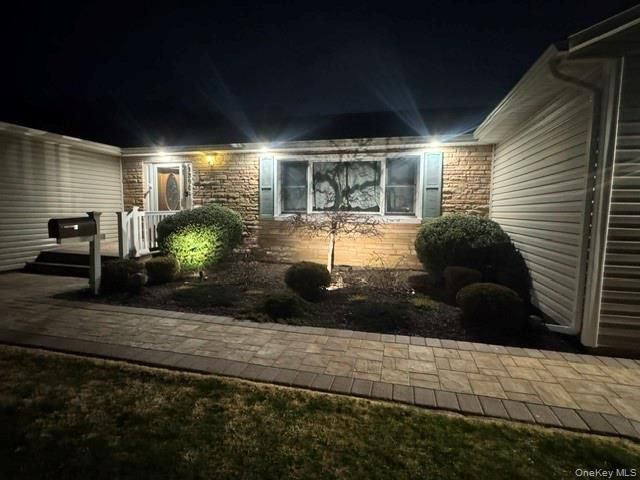 1390 Thompson Drive, Bay Shore, NY 11706