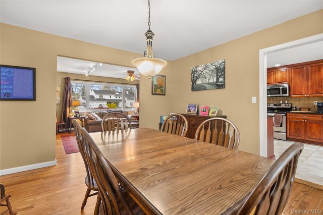 1390 Thompson Drive, Bay Shore, NY 11706