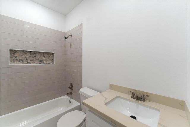 8237 Madera Road, Houston, TX 77078