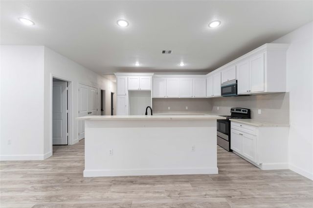 8237 Madera Road, Houston, TX 77078