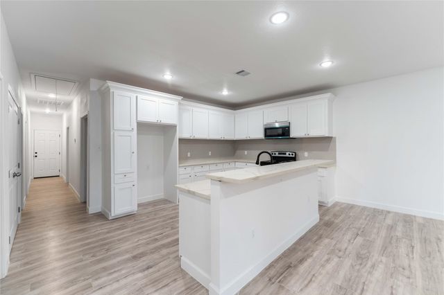 8237 Madera Road, Houston, TX 77078