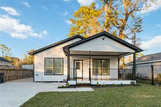 8237 Madera Road, Houston, TX 77078