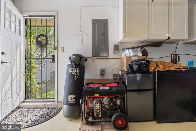 4468 THEBES TURN, Whitehall, PA 18052