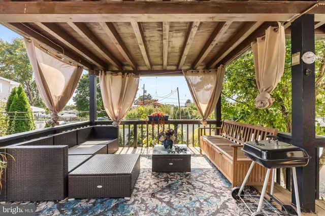 4468 THEBES TURN, Whitehall, PA 18052
