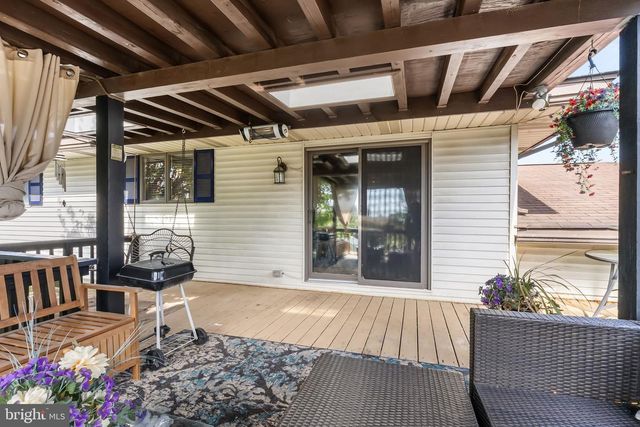 4468 THEBES TURN, Whitehall, PA 18052