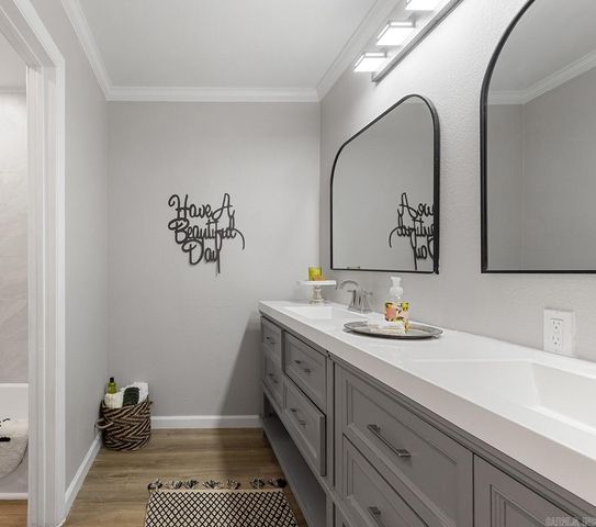 33 Narragansett Place, Sherwood, AR 72120