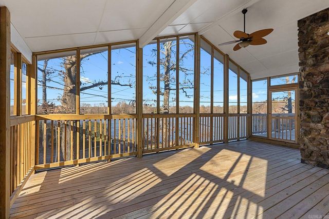 33 Narragansett Place, Sherwood, AR 72120