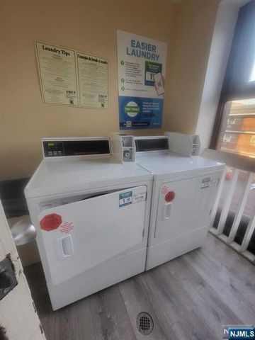 201 12th 11, Palisades Park, NJ 07650