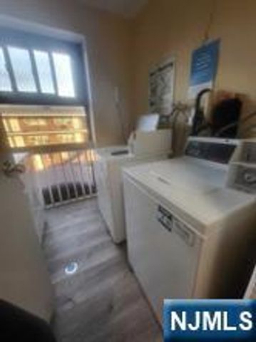 201 12th 11, Palisades Park, NJ 07650