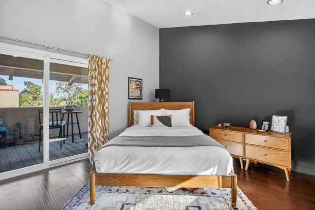 1090 Westward Lane 5, Costa Mesa, CA 92627