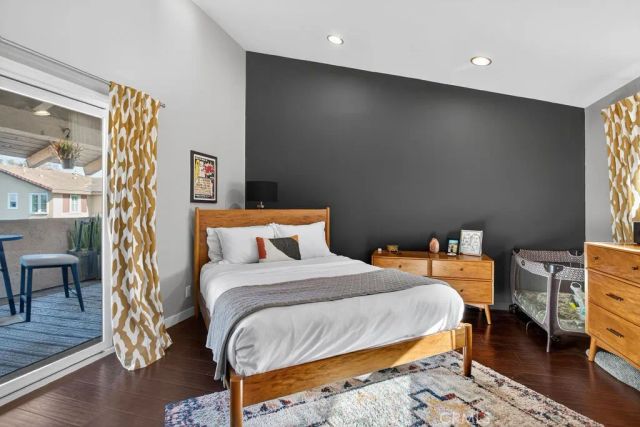 1090 Westward Lane 5, Costa Mesa, CA 92627
