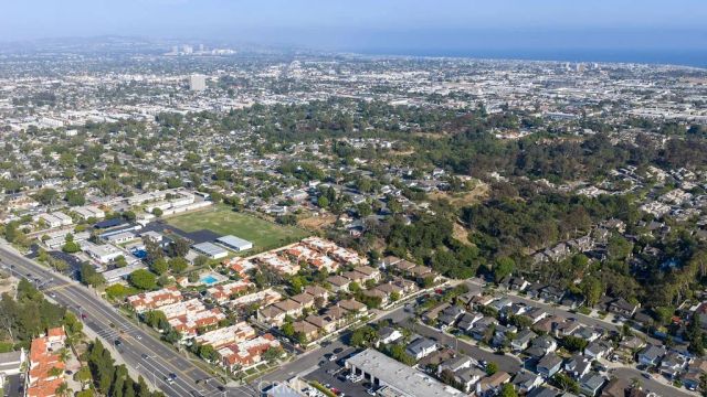 1090 Westward Lane 5, Costa Mesa, CA 92627