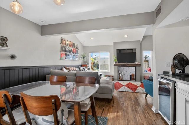 1090 Westward Lane 5, Costa Mesa, CA 92627