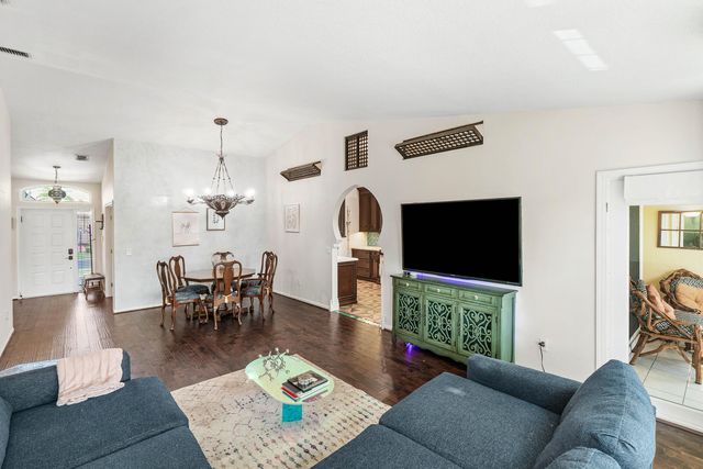 17221 Boca Club Boulevard 3, Boca Raton, FL 33487