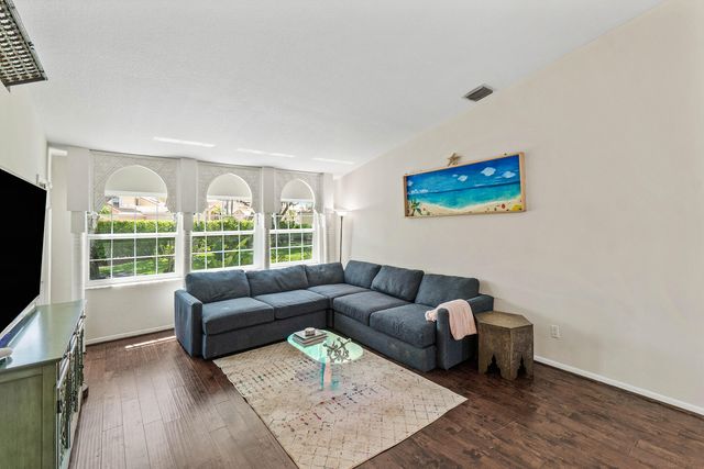17221 Boca Club Boulevard 3, Boca Raton, FL 33487