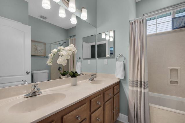 4237 Lost Horse Circle, Niceville, FL 32578
