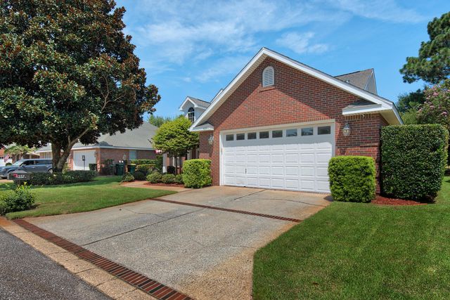 4237 Lost Horse Circle, Niceville, FL 32578