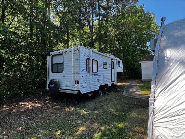 30683 Peachtree AVE, Sedley, VA 23878