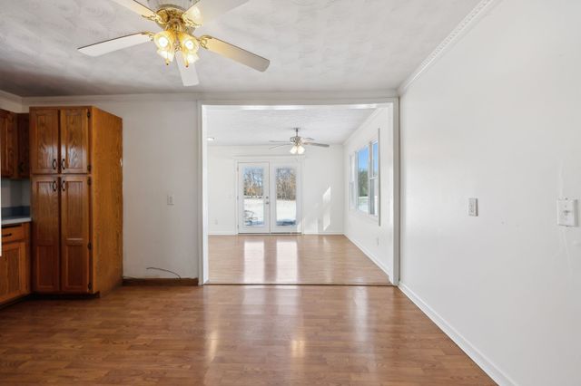 120 Wilkerson Ln, Portland, TN 37148