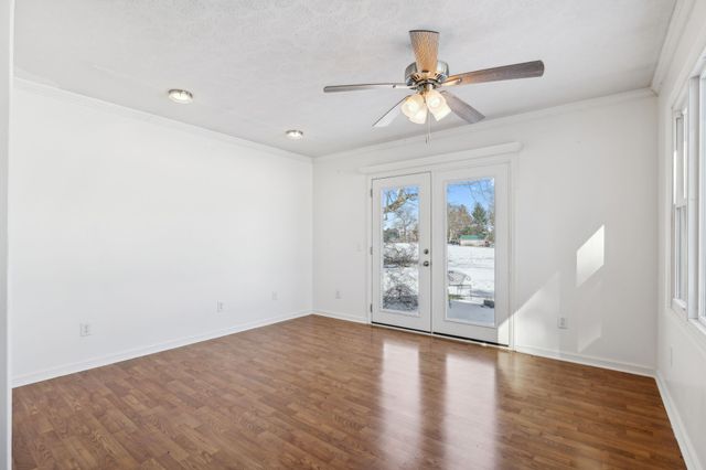 120 Wilkerson Ln, Portland, TN 37148