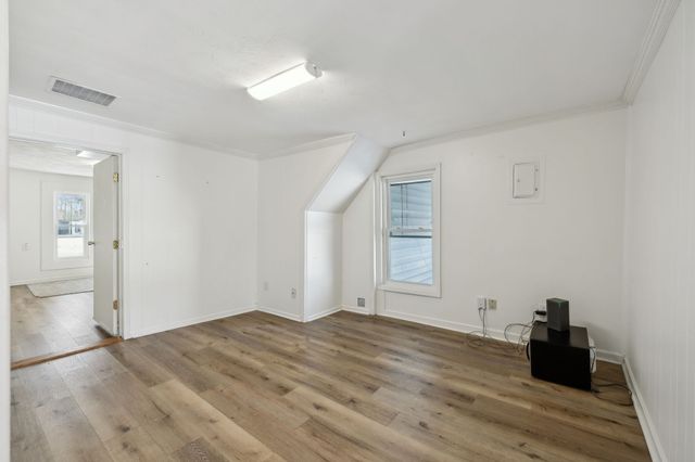 120 Wilkerson Ln, Portland, TN 37148