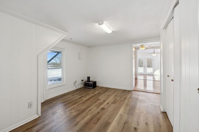 120 Wilkerson Ln, Portland, TN 37148