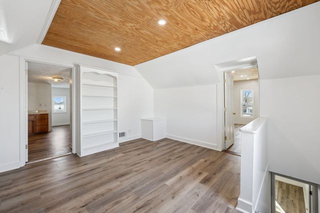 120 Wilkerson Ln, Portland, TN 37148