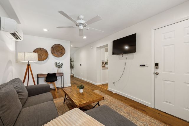 120 Wilkerson Ln, Portland, TN 37148