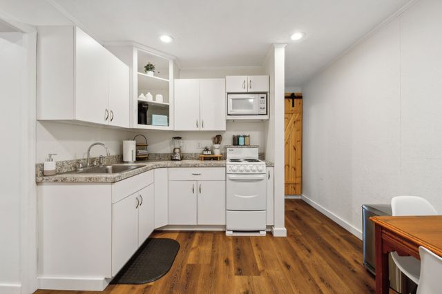 120 Wilkerson Ln, Portland, TN 37148