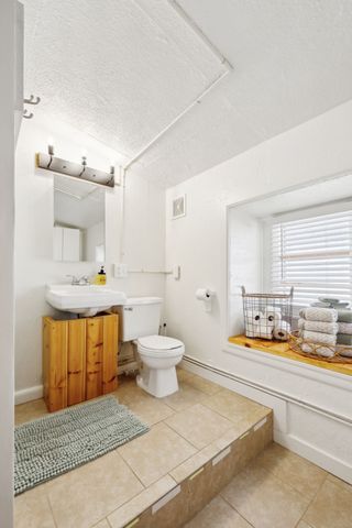 120 Wilkerson Ln, Portland, TN 37148