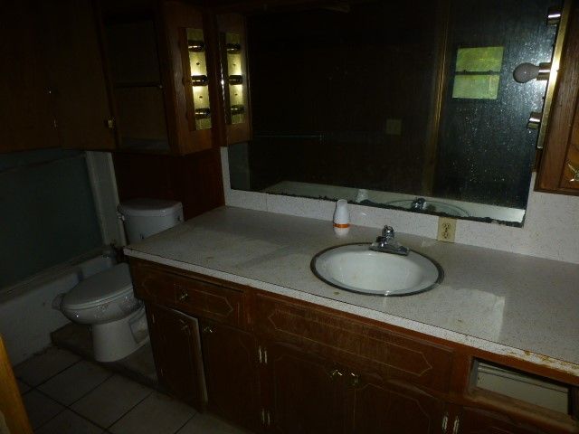619 N Avenue A, Springtown, TX 76082