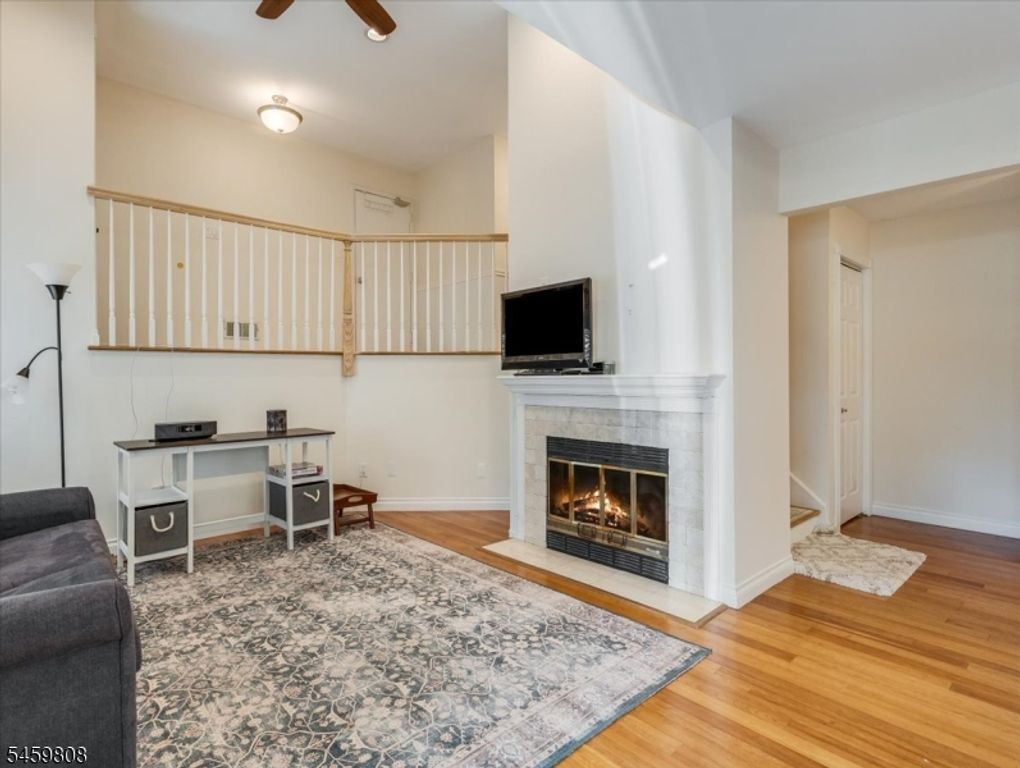 2 Black Walnut Ln H, West Milford Twp., NJ 07480 — photo 4
