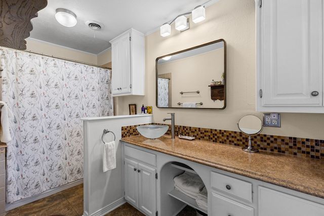 5311 Windy Hill Road, Greenville, TX 75402