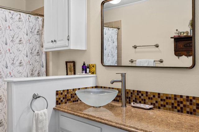 5311 Windy Hill Road, Greenville, TX 75402