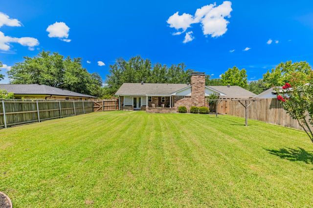 5311 Windy Hill Road, Greenville, TX 75402