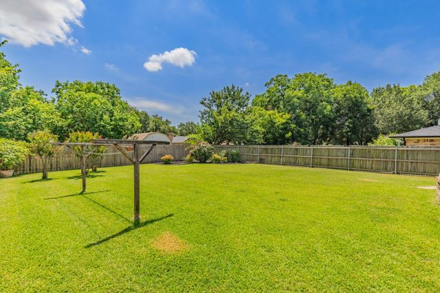 5311 Windy Hill Road, Greenville, TX 75402