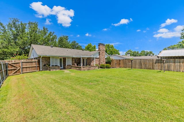 5311 Windy Hill Road, Greenville, TX 75402