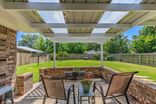 5311 Windy Hill Road, Greenville, TX 75402