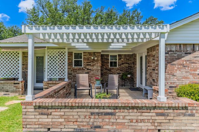 5311 Windy Hill Road, Greenville, TX 75402