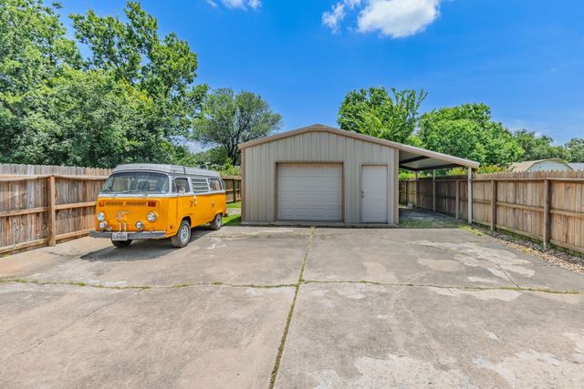 5311 Windy Hill Road, Greenville, TX 75402