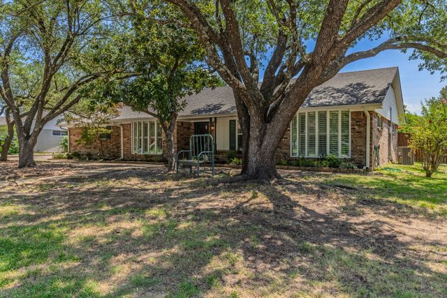 5311 Windy Hill Road, Greenville, TX 75402