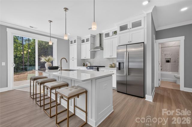 3869 12th Street Court NE, Hickory, NC 28601