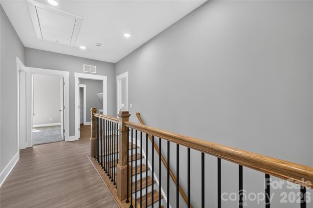 3869 12th Street Court NE, Hickory, NC 28601