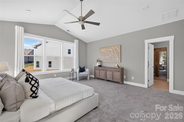 3869 12th Street Court NE, Hickory, NC 28601