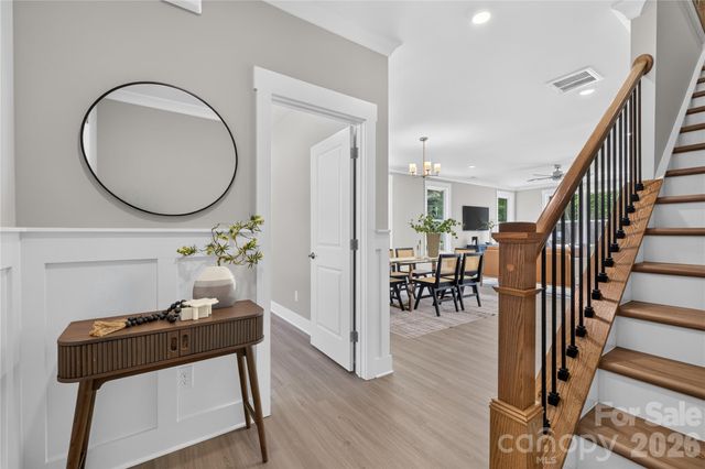 3869 12th Street Court NE, Hickory, NC 28601