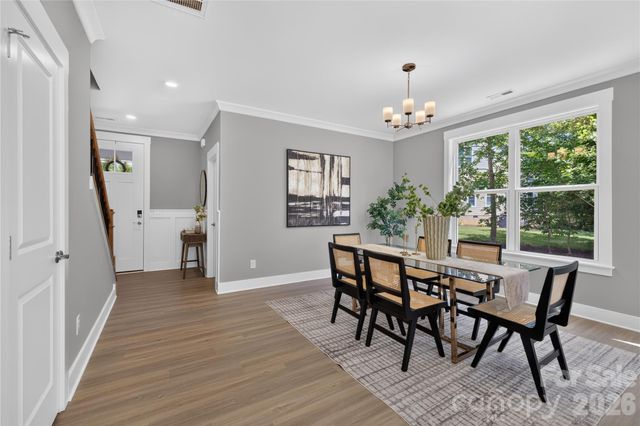 3869 12th Street Court NE, Hickory, NC 28601